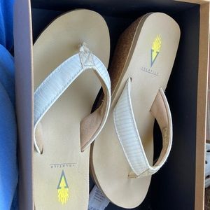 Volitile wedge sandal size 7